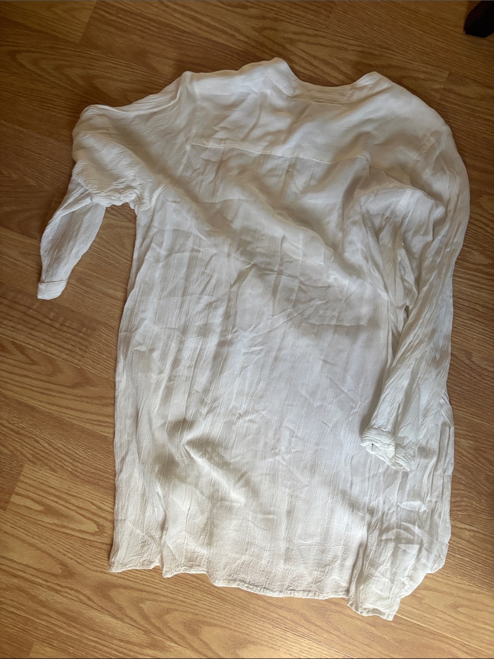 White Long-Sleeve Embroidered Lace-Up women’s dress - Picture 6 of 6